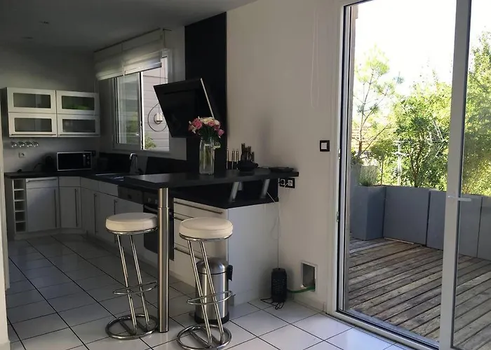 Maison De Pres De La Διαμέρισμα Αρασόν